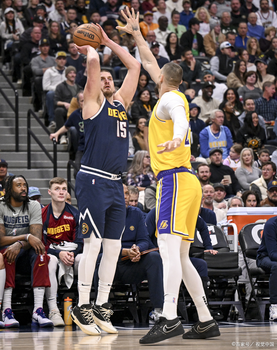 包含NBA季后赛关键战再迎强敌；切尔西单刀错失；主帅态度：压力陡增；细节决定成败的词条